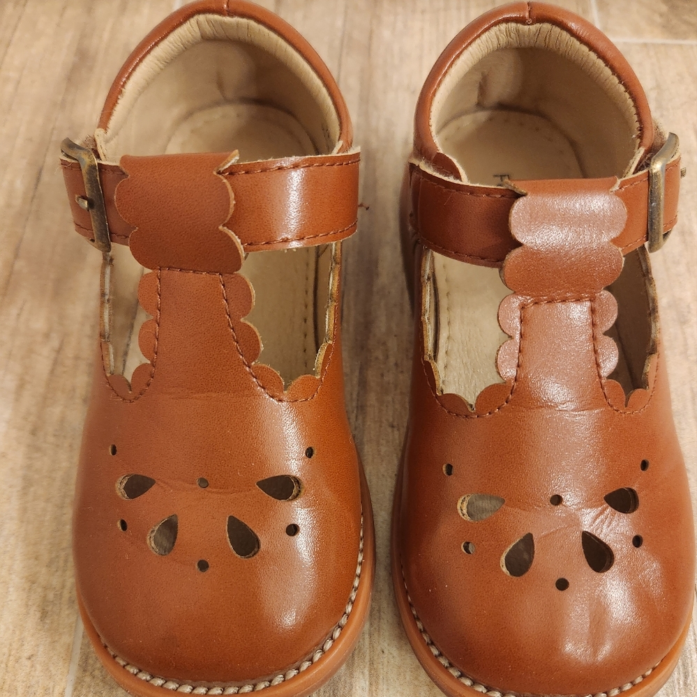 Brown leather Mary Jane Shoes